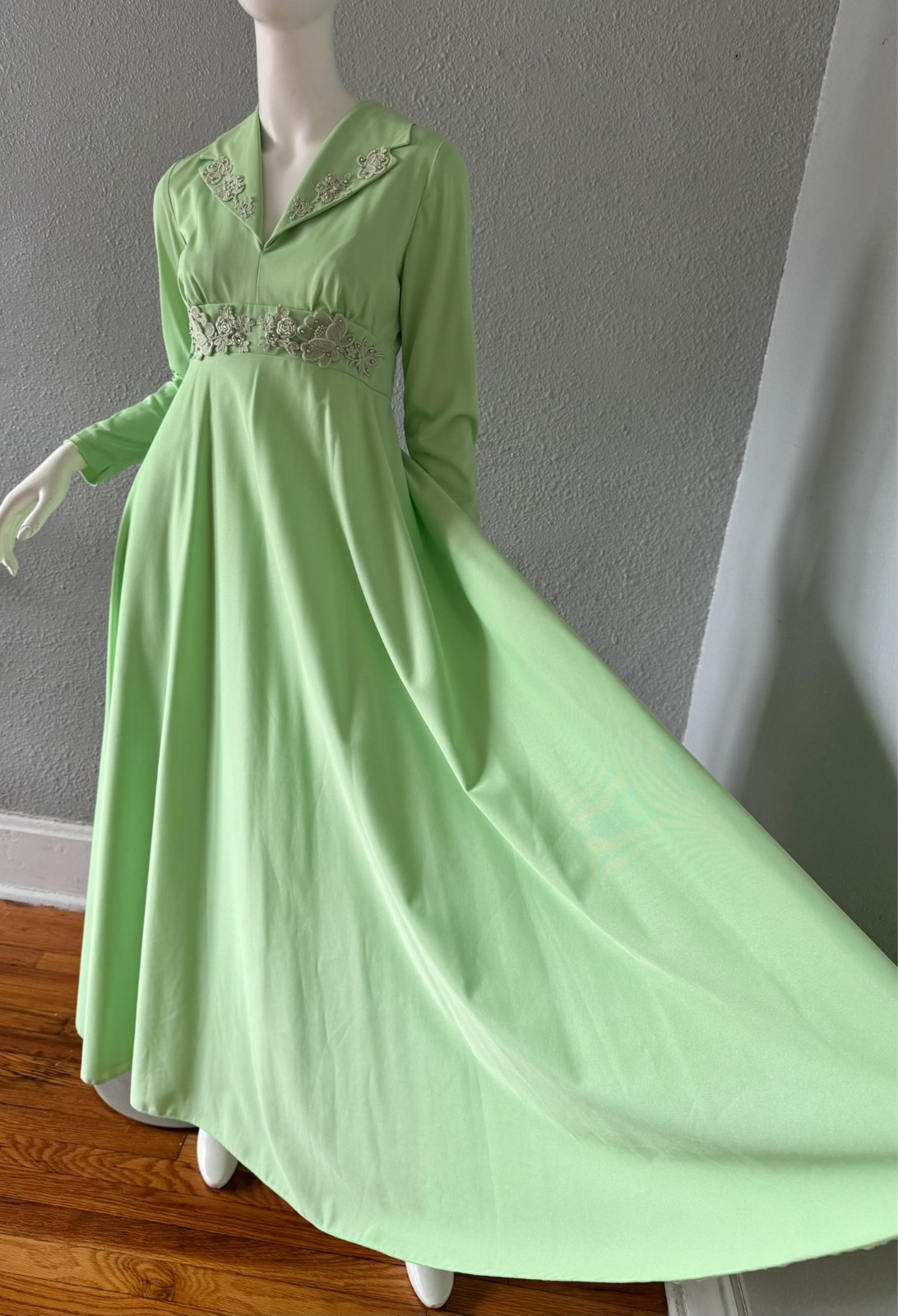 Vintage 60s Melon Green Long Sleeve Hostess Maxi Dress XS/S