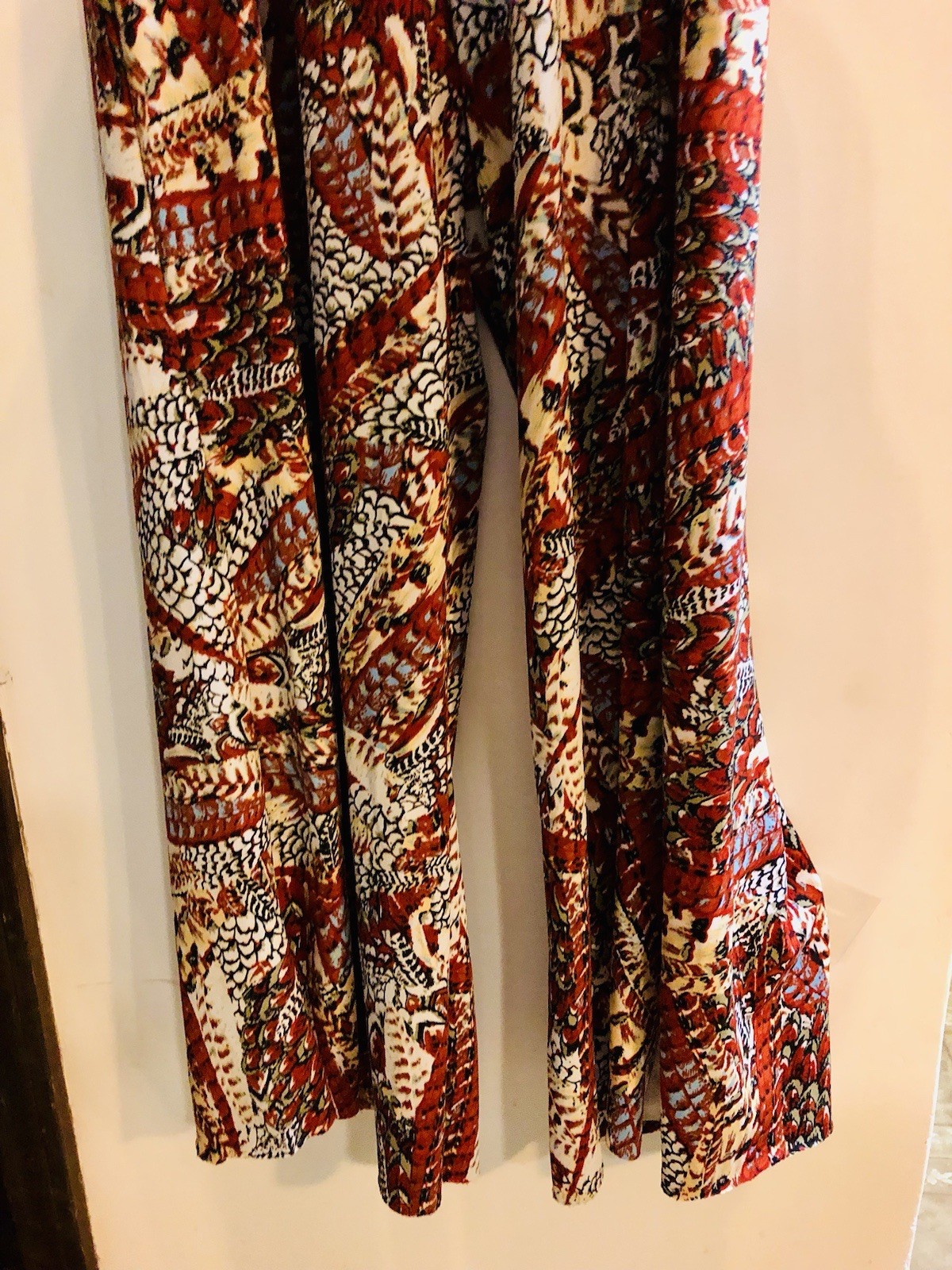 Women’s Size M Sleeveless 1 Piece Long Pants Orange Print Romper 53” Neck To Hem