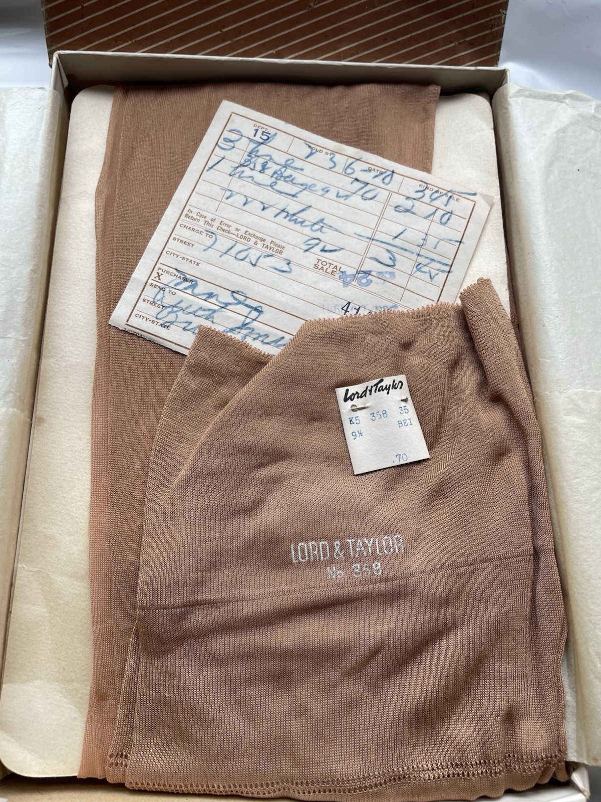 4 Pair NOS 60s 70s Women Nylon Stockings Lord & Taylor Original Box Receipt