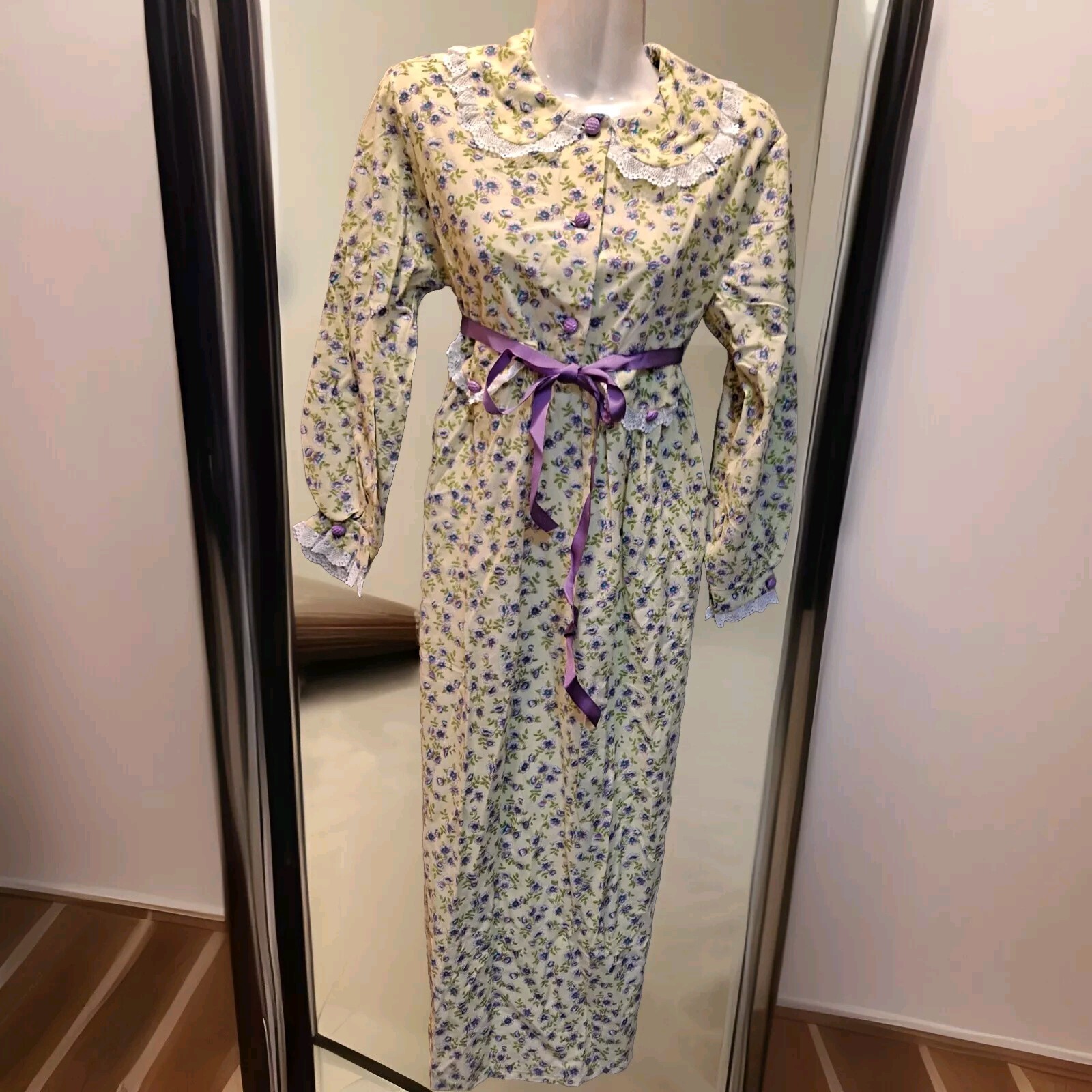 Vtg 60s 70s Miss Fashion Yellow Nylon Floral Nightgown Sleepwear SZ S Union Made