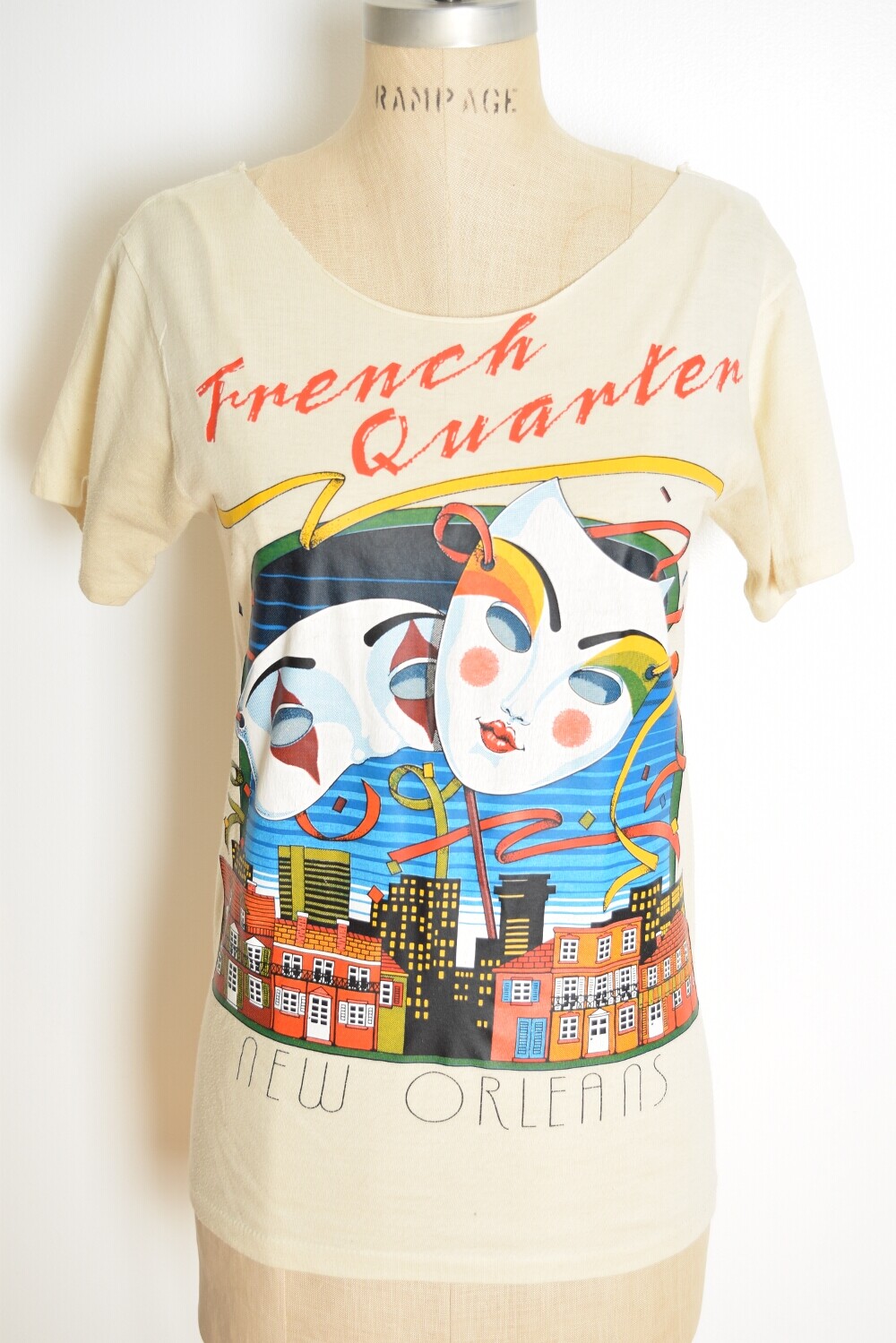 vintage 80s tee cream New Orleans mask print French Quarter top t-shirt S