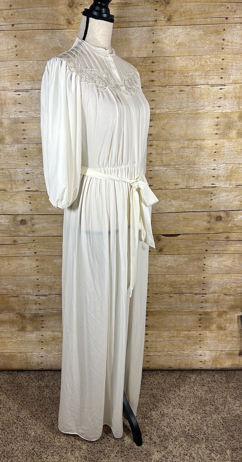Vintage Lady Leonora Womens Bridal Dressing Gown Peignoir Robe Cream 12 Nylon