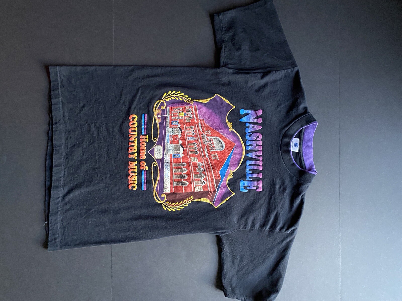 Vintage Ryman Auditorium ☆ Nashville T-shirt ☆ Black & Purple ☆ Belton