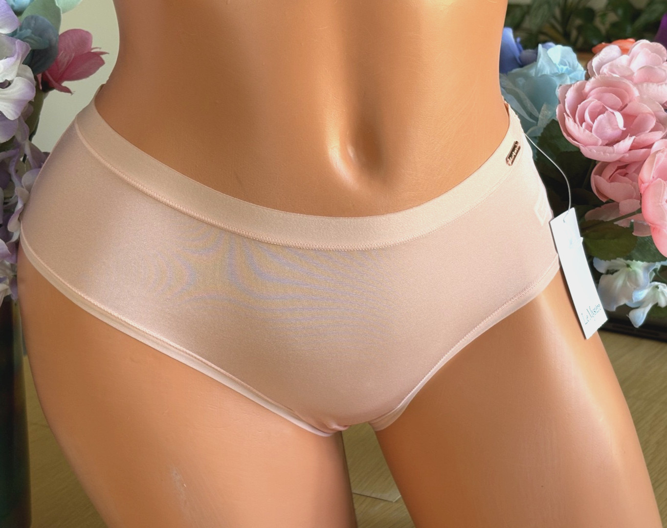 Le Mystere L/XL Infinite Comfort Silky Smooth Hipster Bikini Panties #2238 NWT