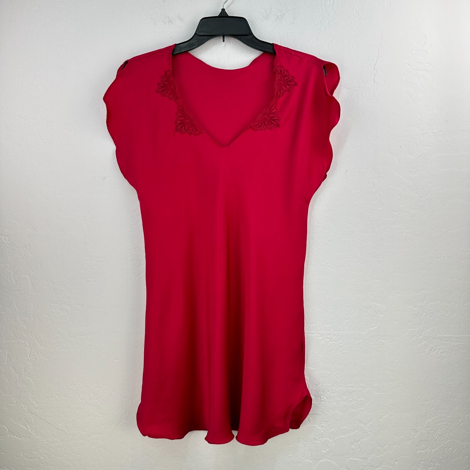 Vintage Fifth Avenue Chemise Womens S Pink Vneck Short Sleeve Lace ILGWU Made