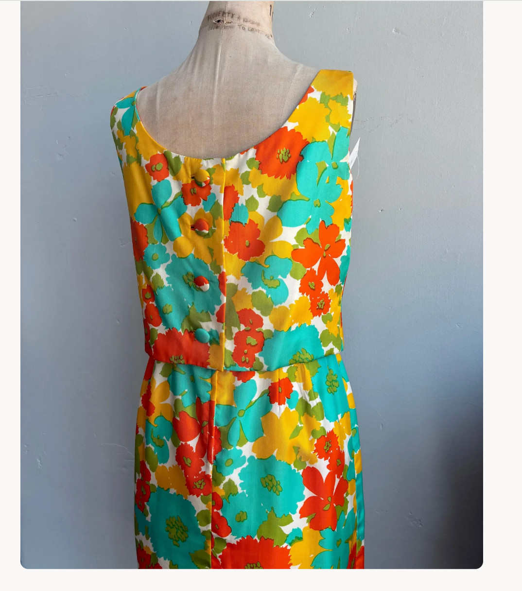 1960s GORGEOUS Vintage Bright Floral Silk Wiggle Dress by Miss Brooks New York M