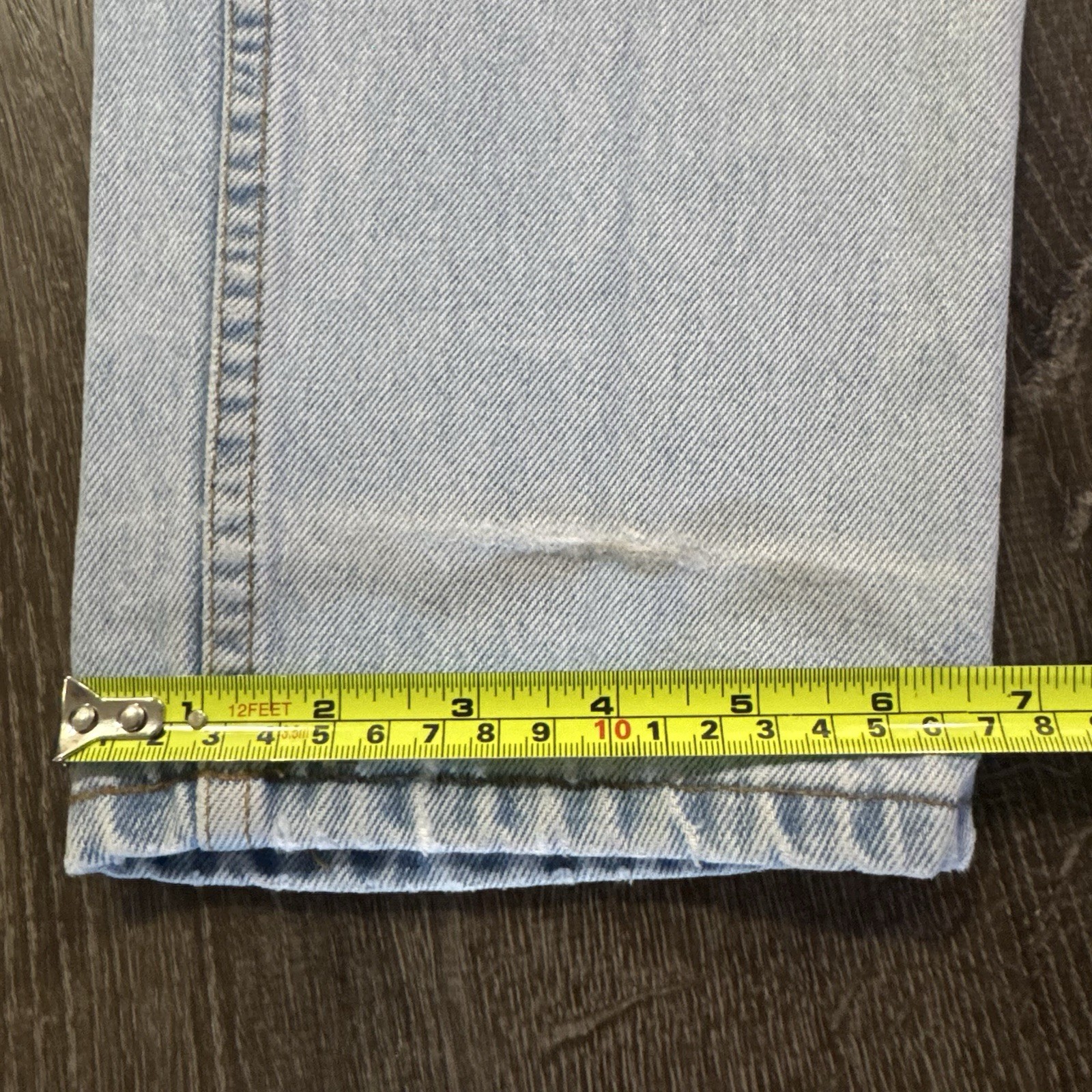 Vintage Levi’s 550 Jeans Women’s Relaxed Fit Tapered Leg Size 28 Made in Canada