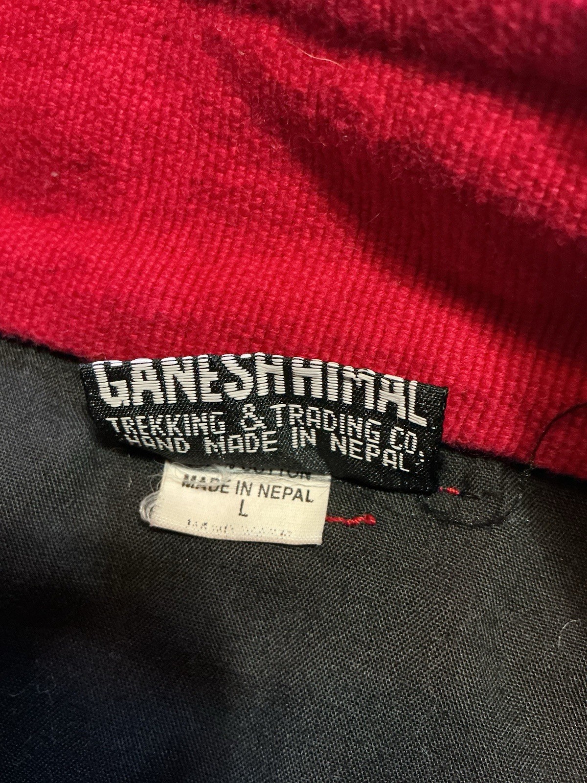 Vintage Ganesh Himal Trekking & Trading Co. Nepal Fish Red Oriental Tang Jacket