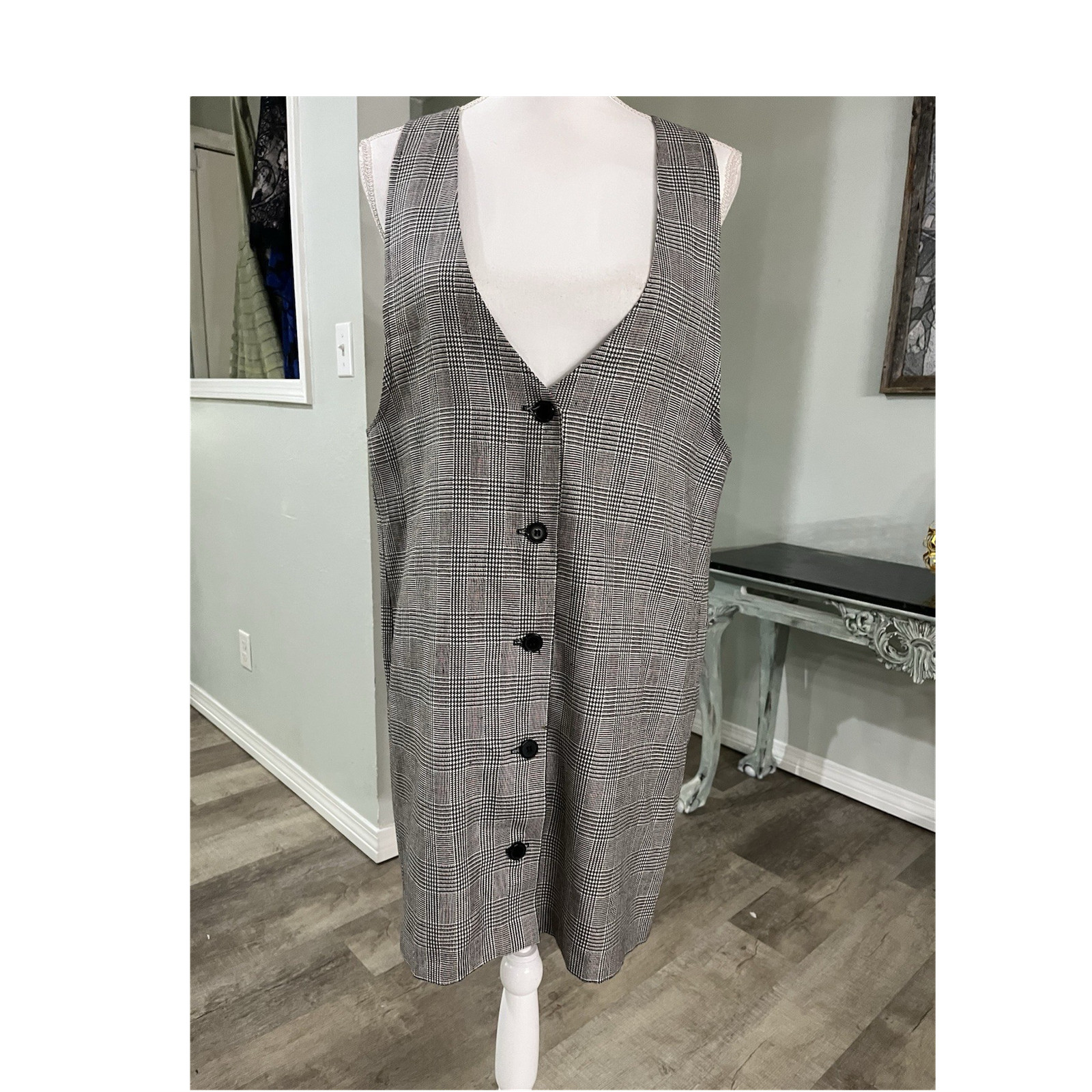 Vintage Versailes Made in USA B/W Plaid Button Front Dress Women’s Size 10