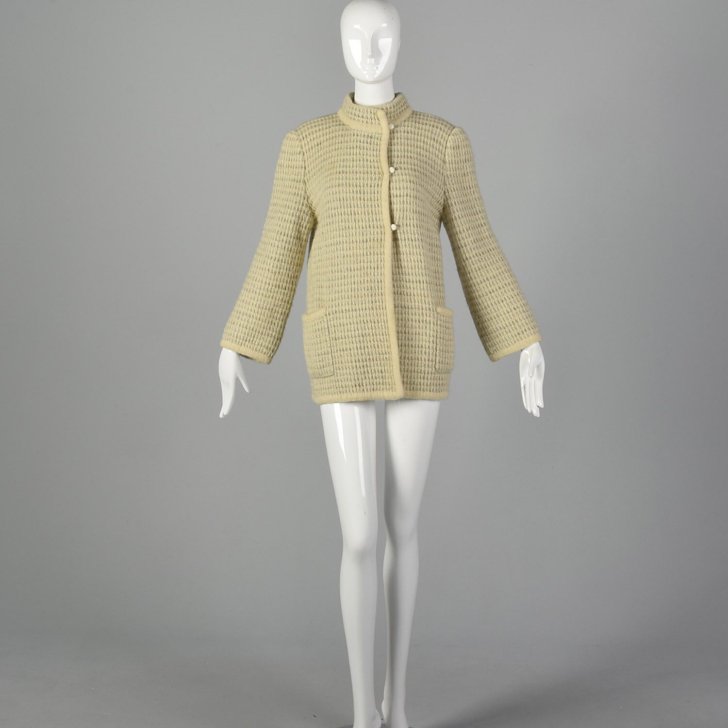 L Cream Knit Jacket 1970s Loose Knit Winter Weight Cardigan Sweater Coat 80s VTG