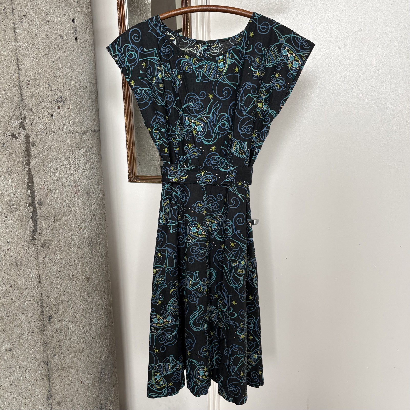 Rare Vintage 40s 50s Whimsical Horse Novelty Print Cotton Dress Matching Belt