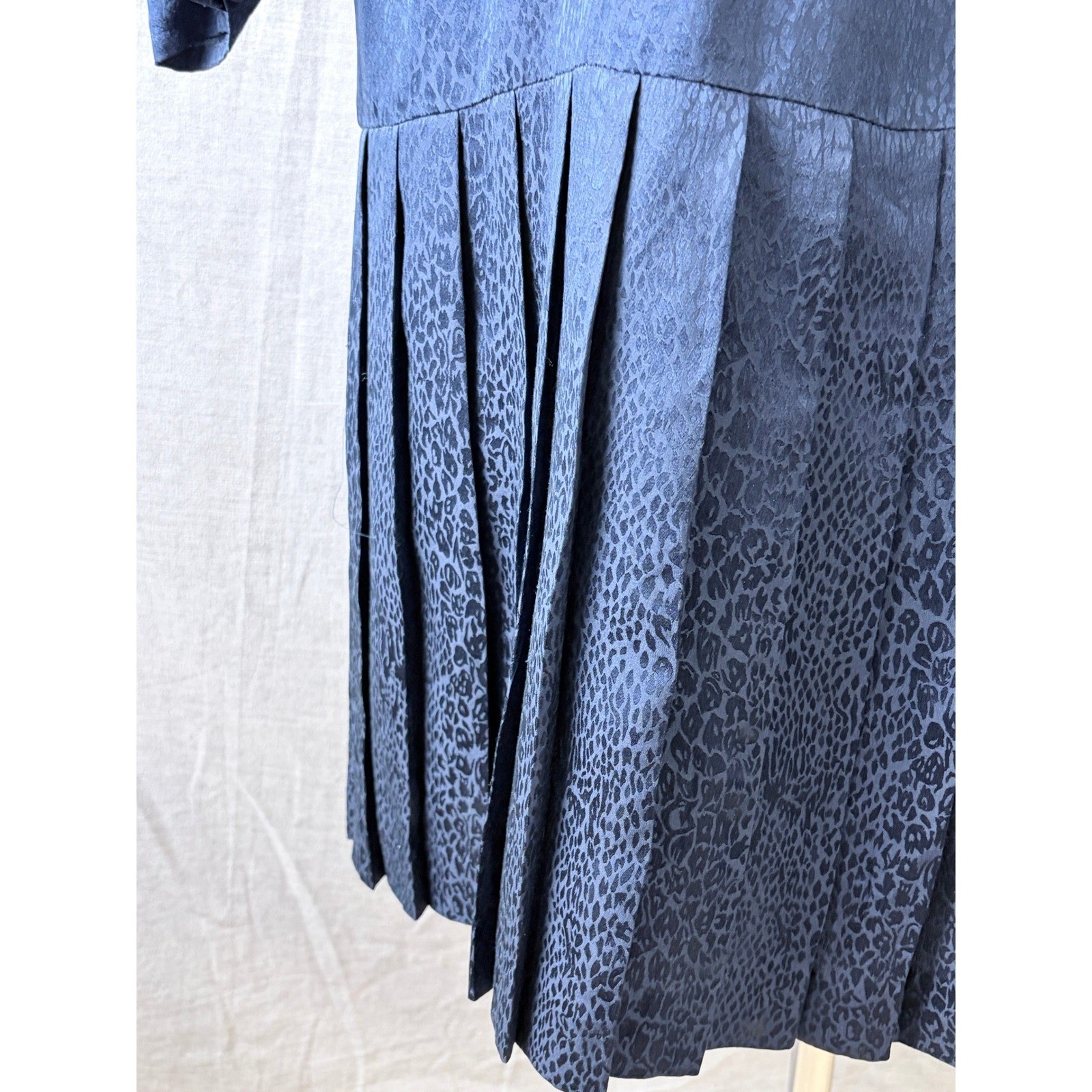 Argenti Vintage 80s Silk Leopard Jacquard Drop Waist Dress Navy 10 Dark Academia