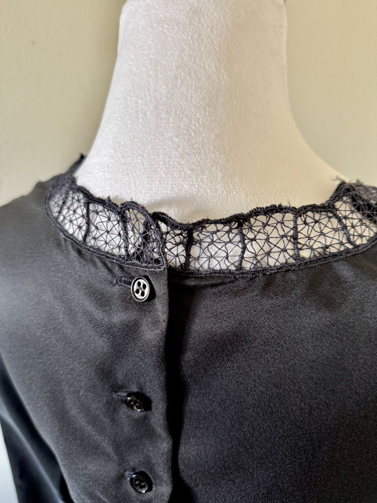 Vintage 1970s Long Sleeve Black Kalocsa Hungarian Folk Blouse With Floral