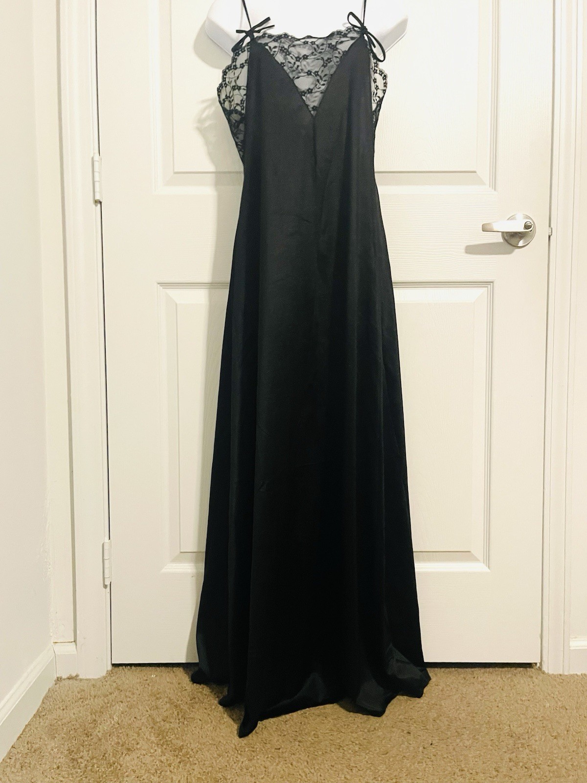 👗 Vintage Lady Cameo Nylon Full Slip Lace Bodice Dress Gown Tie, L