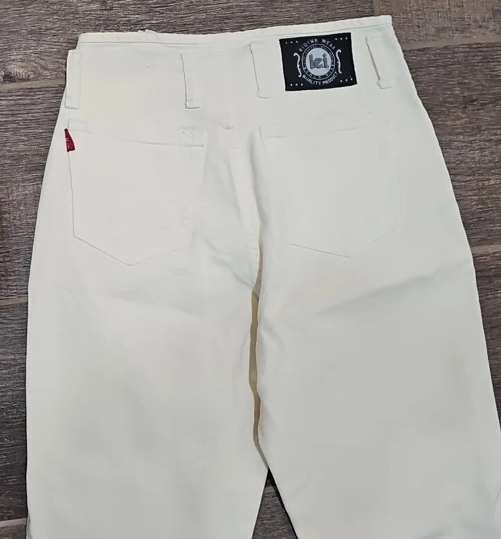 Vintage “LEI Riding Wear”, size 11, women’s white jeans, 27×30.5 high waisted