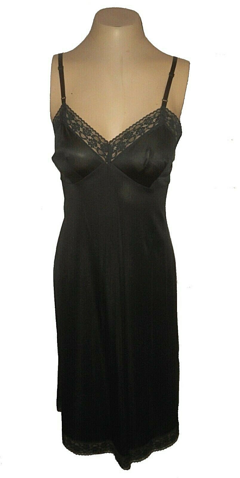 Vintage 1960s Full Slip, Vanity Fair, Black Lace Antron-III-Nylon sexy 34 L
