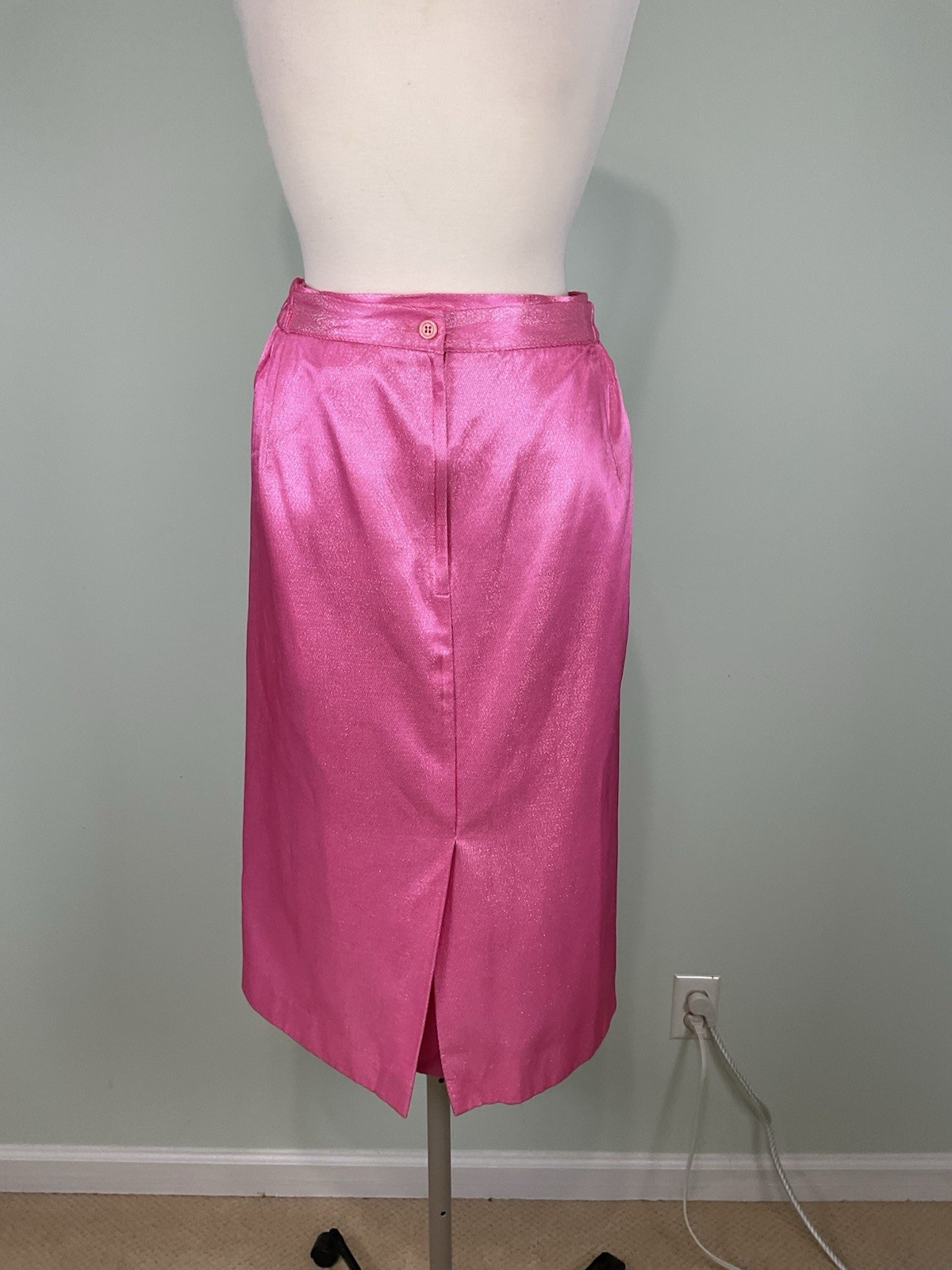 VTG Chad Stevens Pink Metallic Lurex Skirt Suit Set 22W Scalloped Evening Party