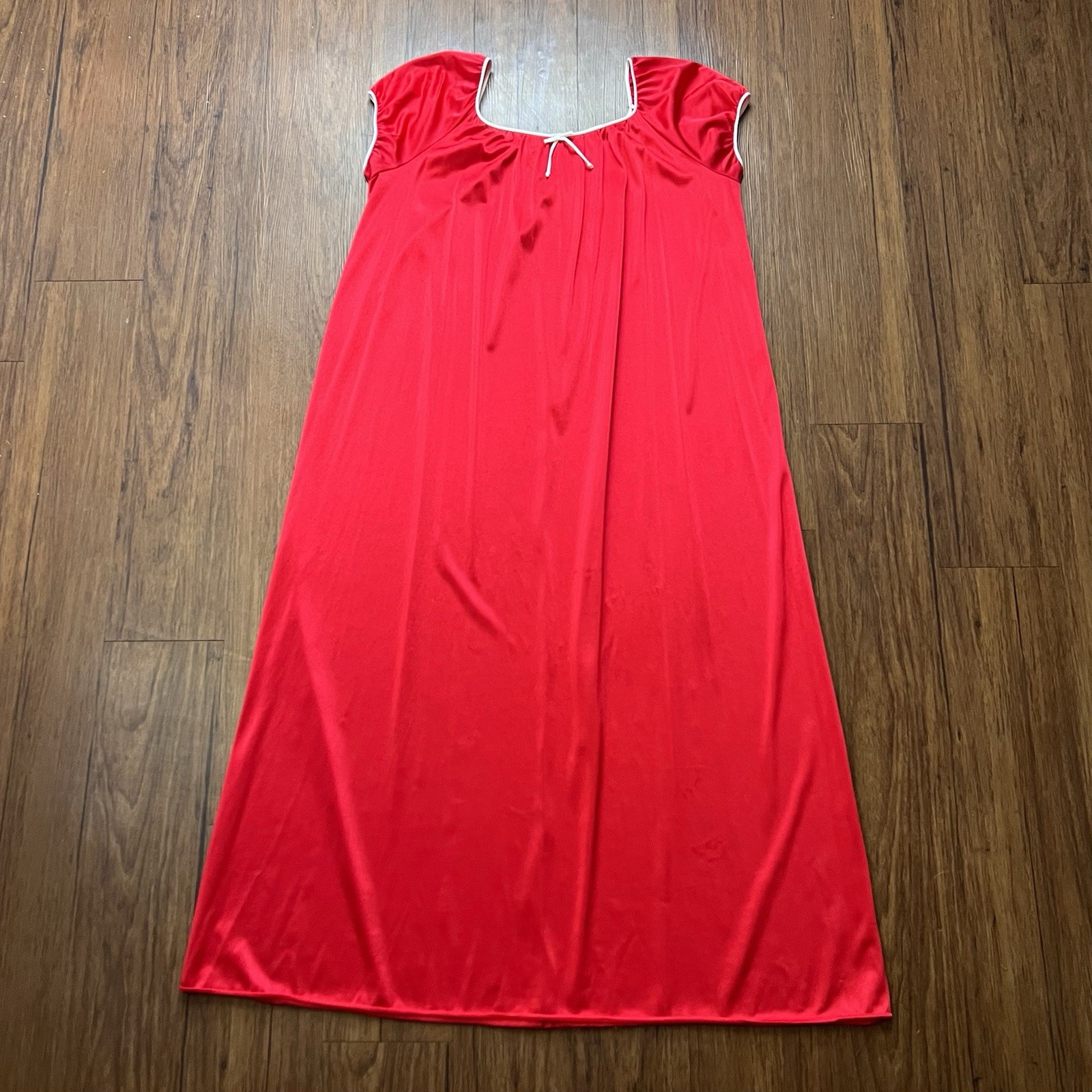 Vintage Vassarette Nightgown Medium Red Maxi Lace Off Shoulder Bow Dress 70s