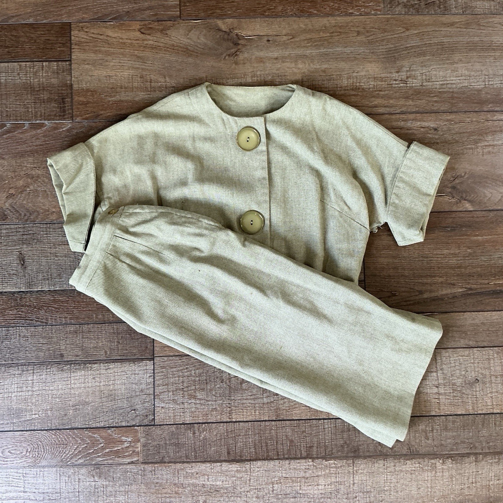 60s VTG Sage Green Linen Crop Jacket Pleated Skirt 2PC Set Sz S Big Button #23D8