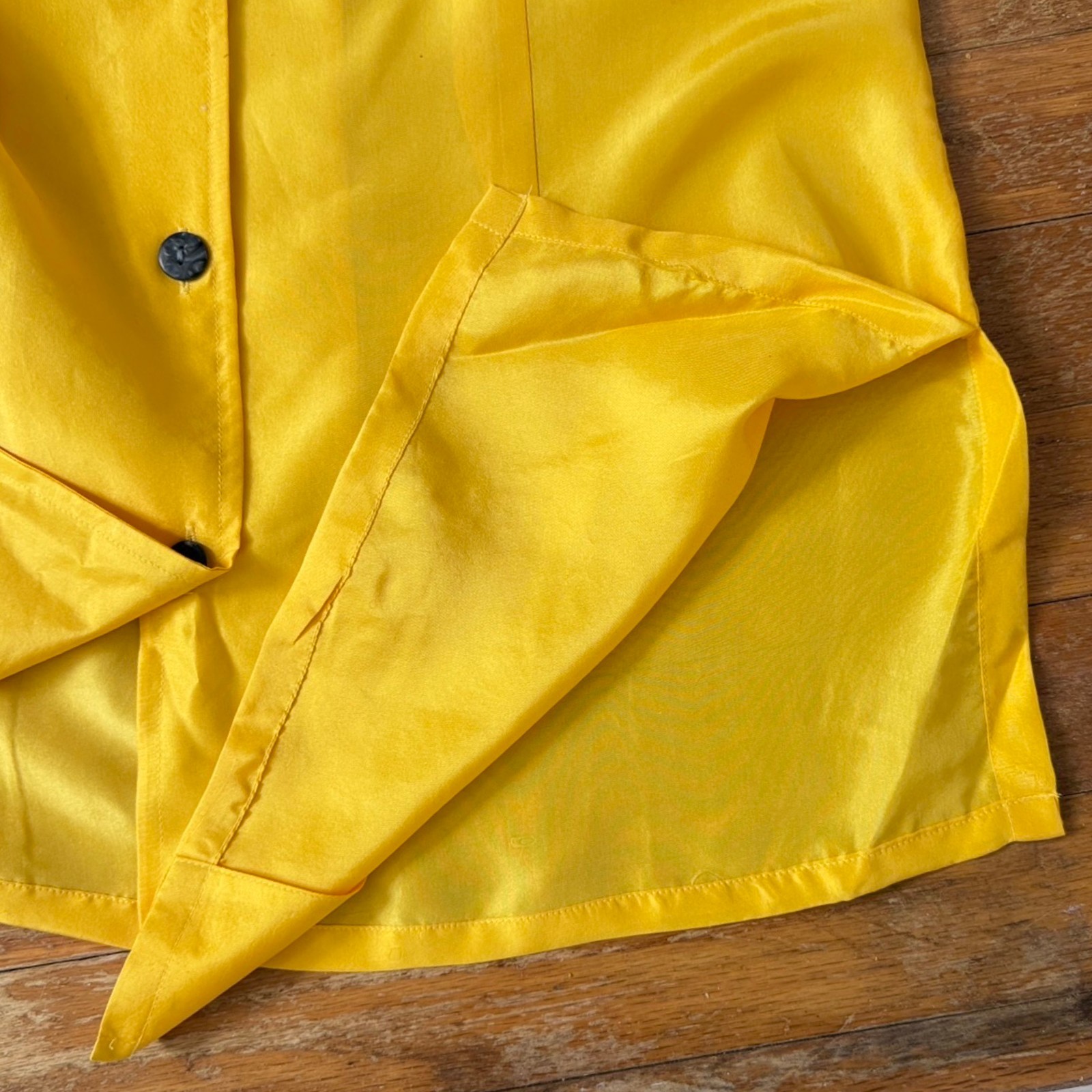 Vintage Bright Yellow Silk Blouse Size Medium Silx Washable Button Up Top Shirt