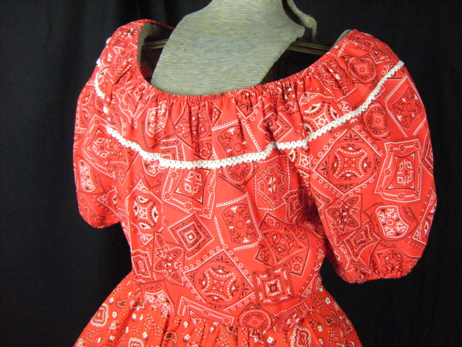 CAREFREE FASHION SCOTTDALE Vtg Red Bandana Square Dance Top-Bust 41/M