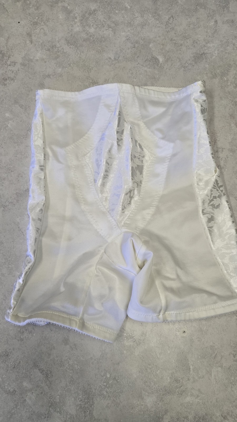 Avon Intimates Vintage Girdle Size M