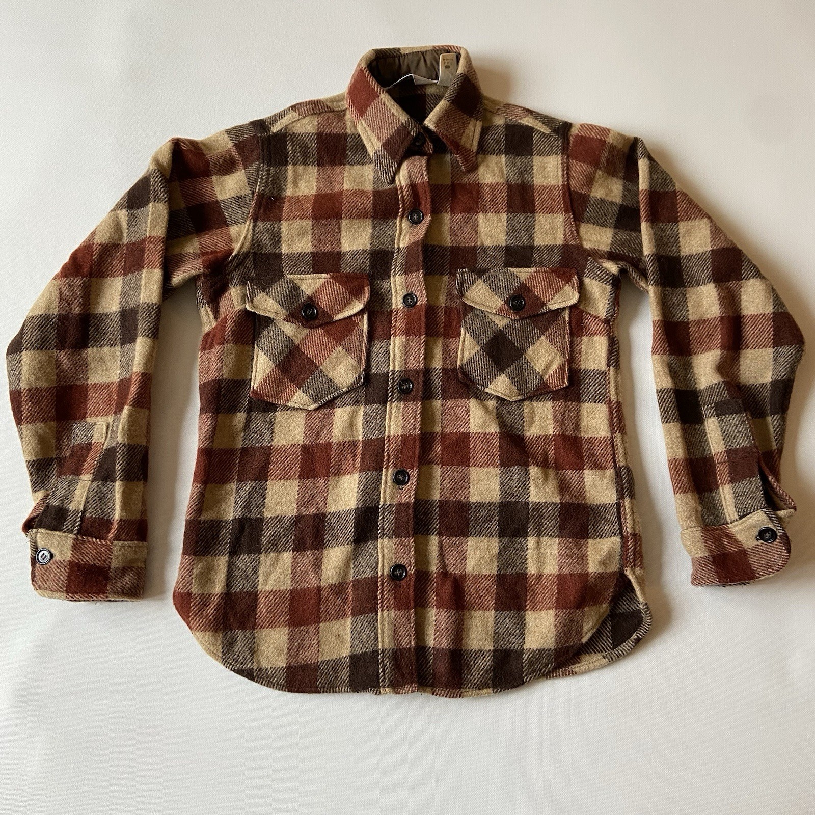 VINTAGE Woolrich Flannel Shirt Women’s Size 10 Brown Rust Plaid Wool Button Up