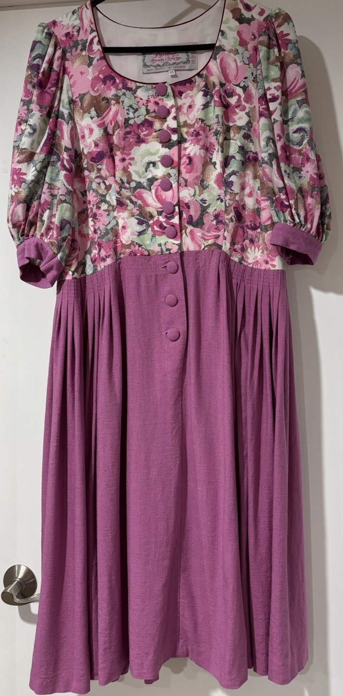 VINTAGE Chiemseer Dirndl Trachte Floral Cottage Peasant Dress Size 44