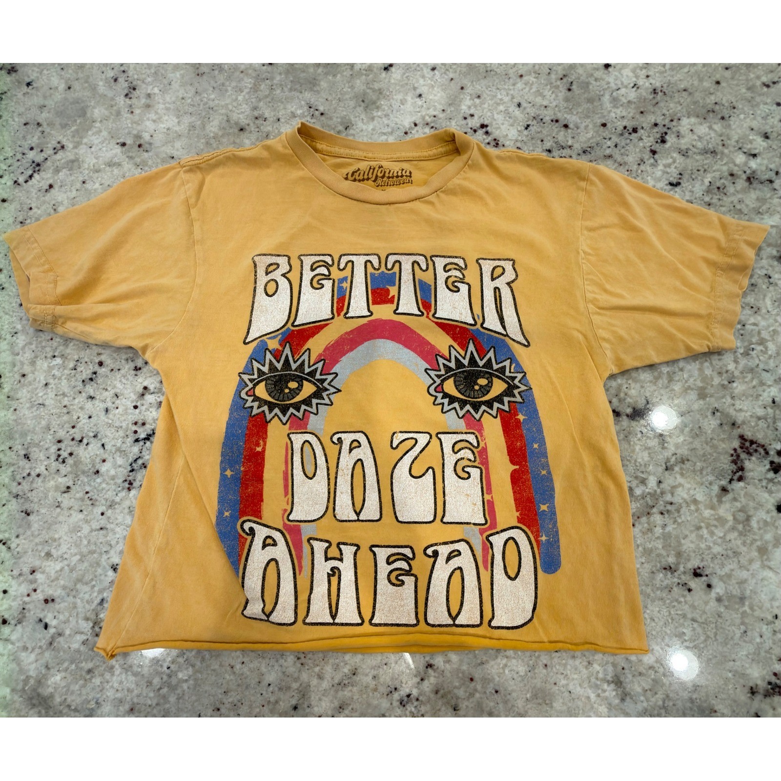 California Retro Wear Better Daze Ahead Tee Size M Yellow Graphic