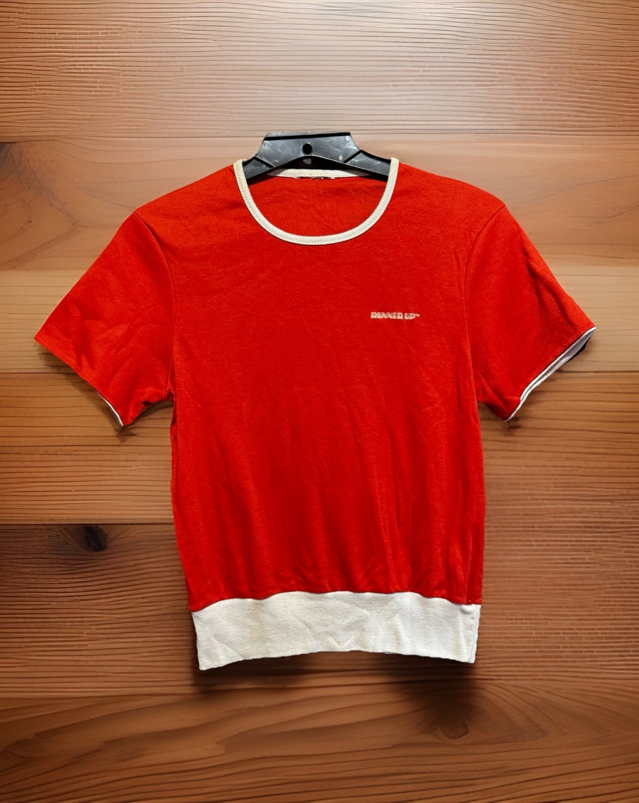 Runner Up T-Shirt Women’s Pit To Pit: 20” Shoulder To Hem: 23” NO TAG Vtg 80s