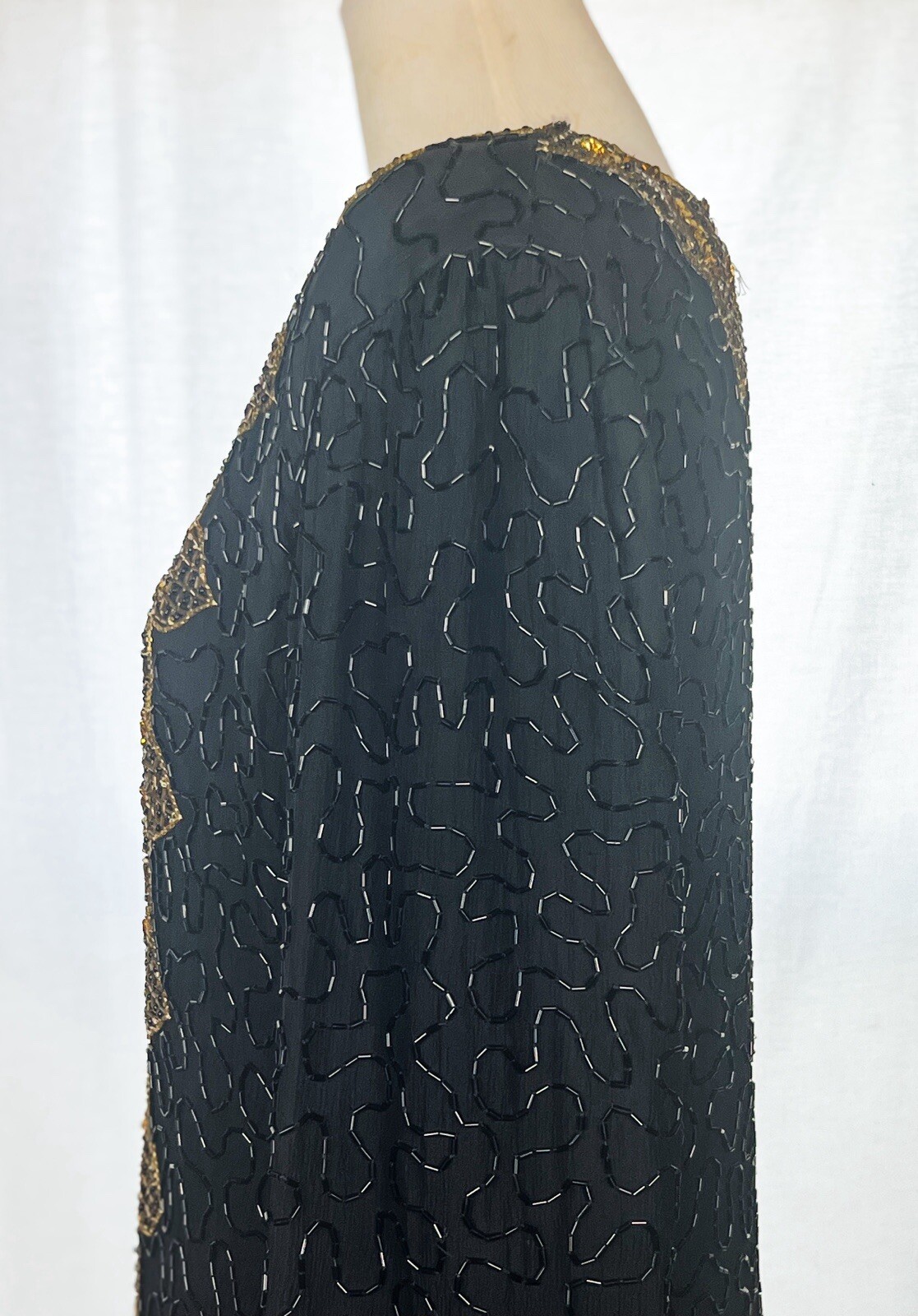 Night Vogue Beaded Evening Jacket Lined Black 100% Silk Open Front Gold Size M