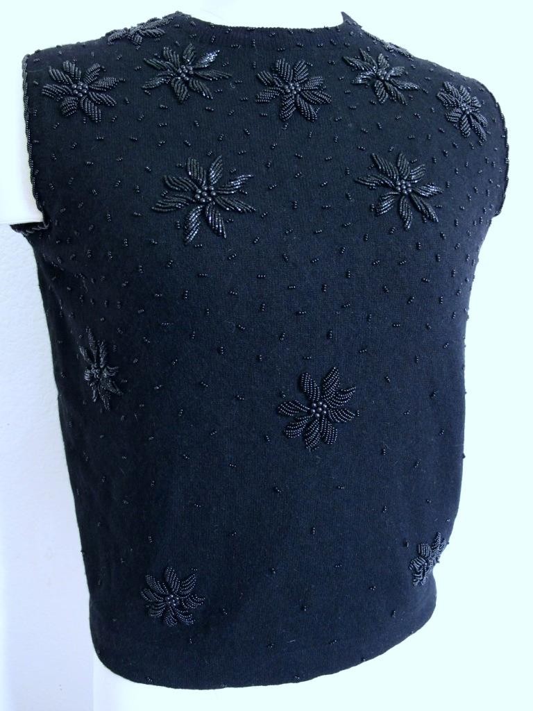 Vintage 50s 60s Wool Angora Beaded Sleeveless Sweater Shell Top Black 36″ Bust