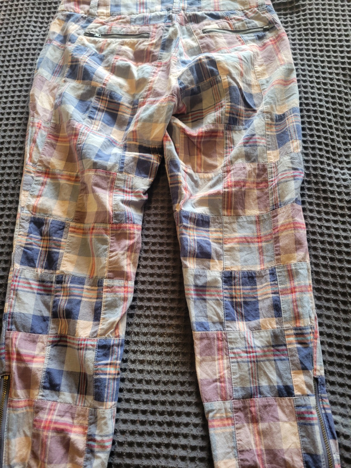 VINTAGE J CREW MADRAS PATCHWORK CLAMDIGGERS CAPRI PANTS SIZE 2 SIZE XS