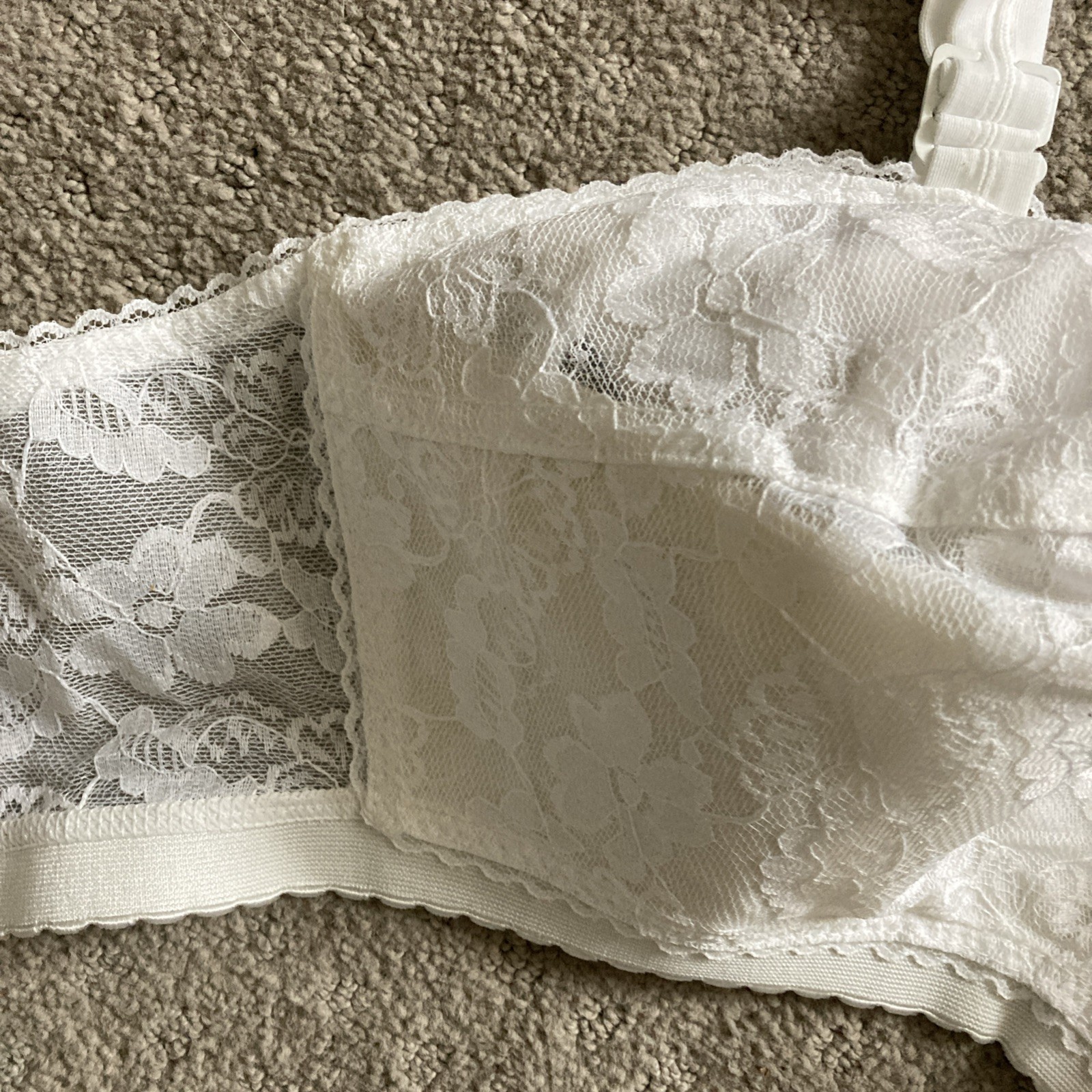 VTG Cameo Coutures White Nylon Lace Bra Pinup Bullet 32DD High Lift Style 707