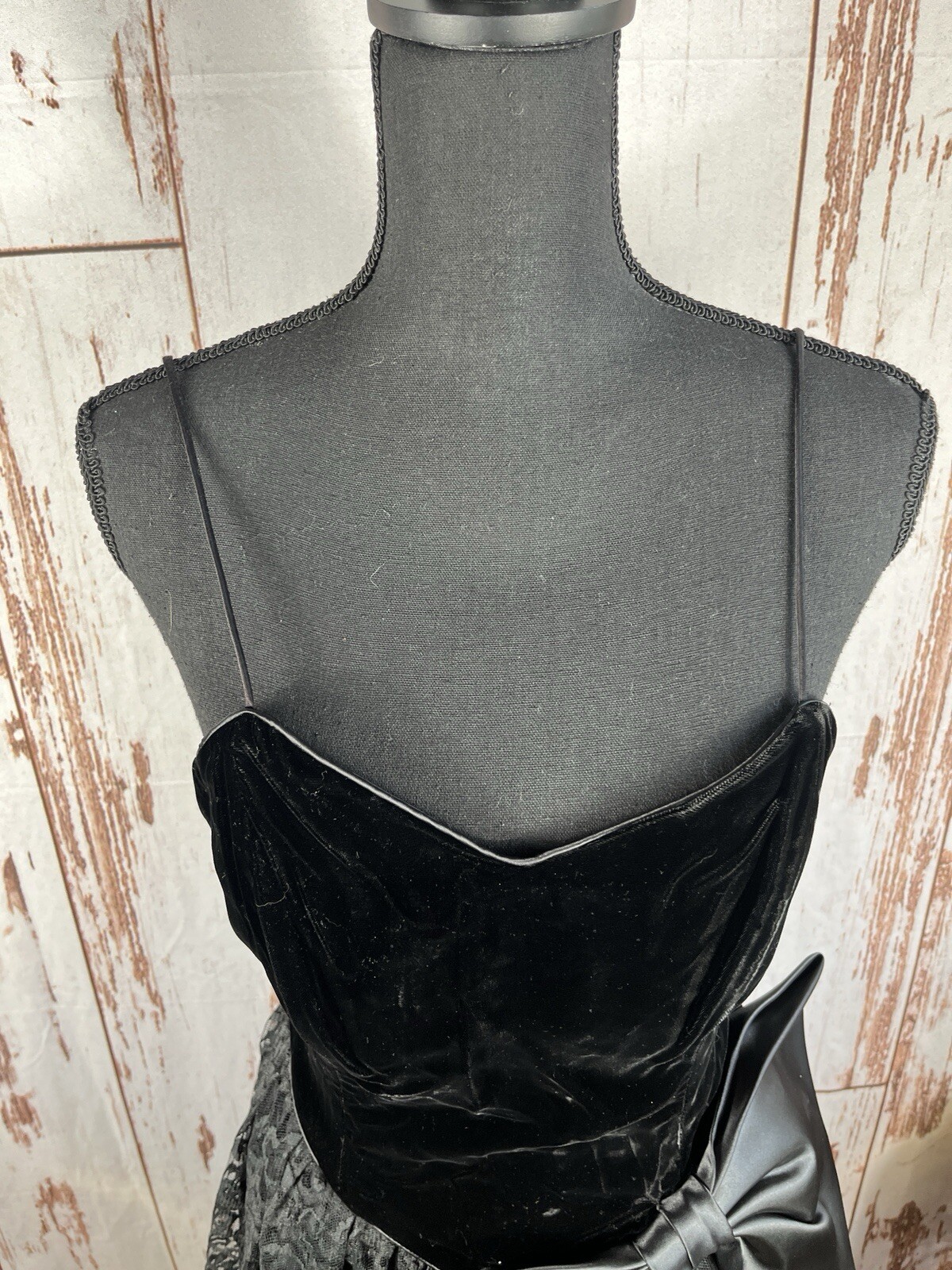 Vintage Pantagis Black Velvet Lace Bow Dress Womens Goth Romantic Sz 3/4 XS