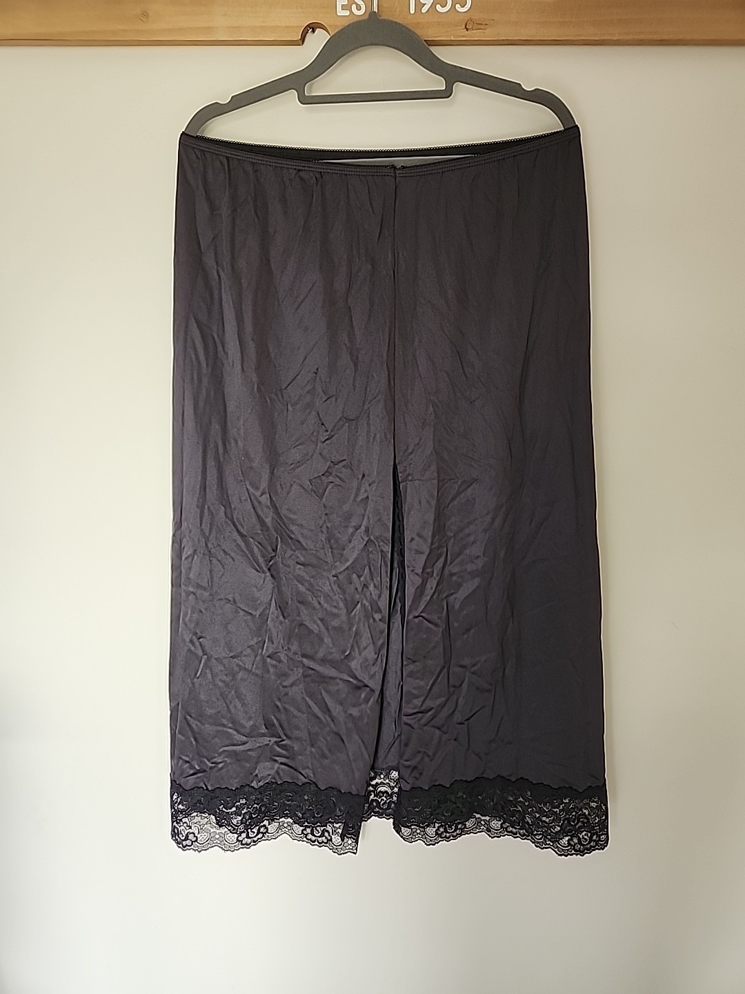 Vintage Sears Black Slip Skirt Lace Trim Large Waist 30-32 Retro Midi Underlayer