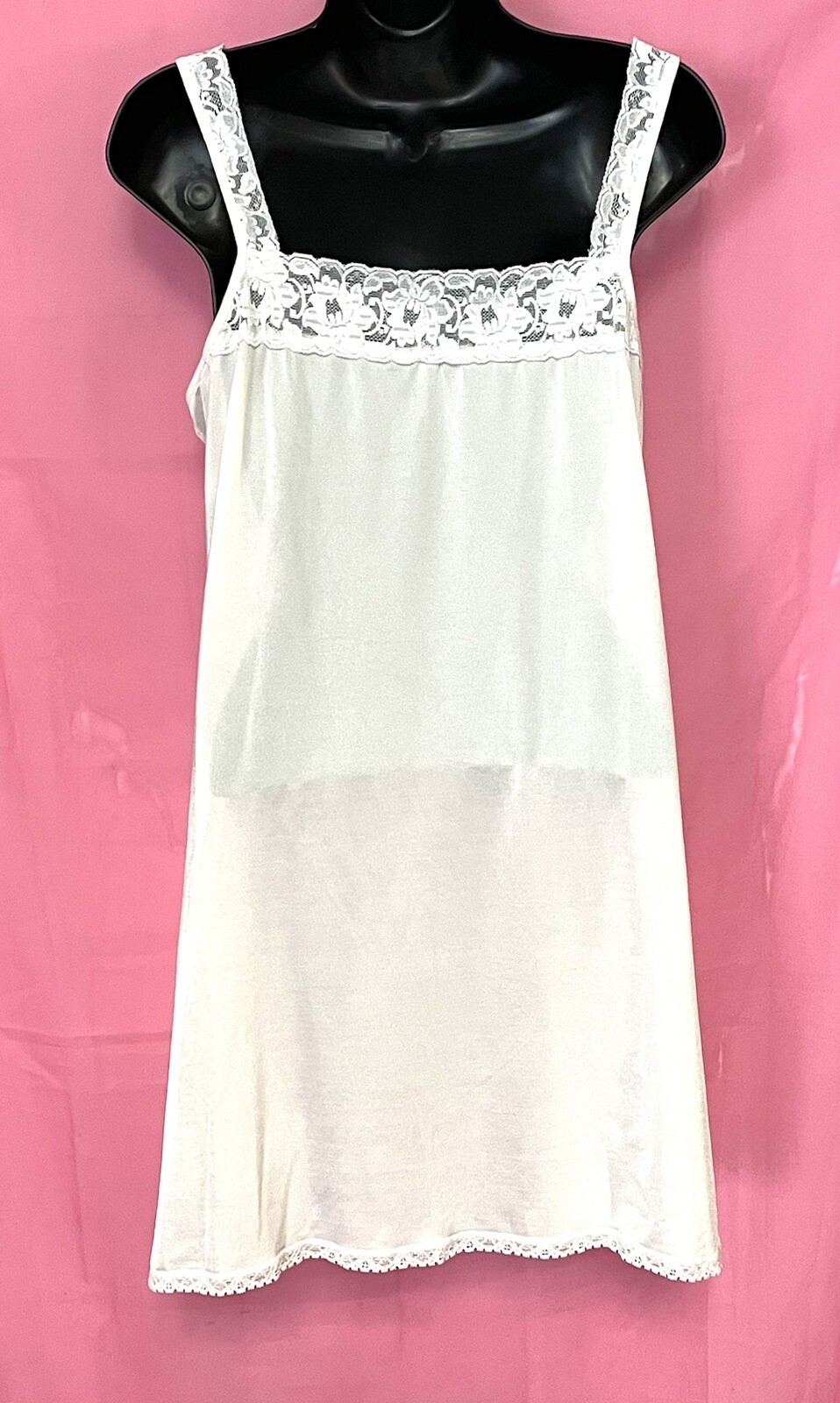 Vintage Vanity Fair White/Ivory Full Slip Sz. 36 18″ Nylon & Spandex Lace Straps