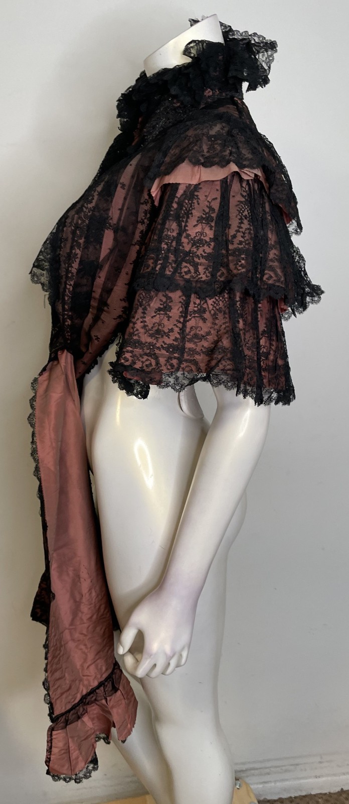 Antique 1800s 1900s Victorian Cape Pink & Black Chantilly Lace Beaded Ruffles OS