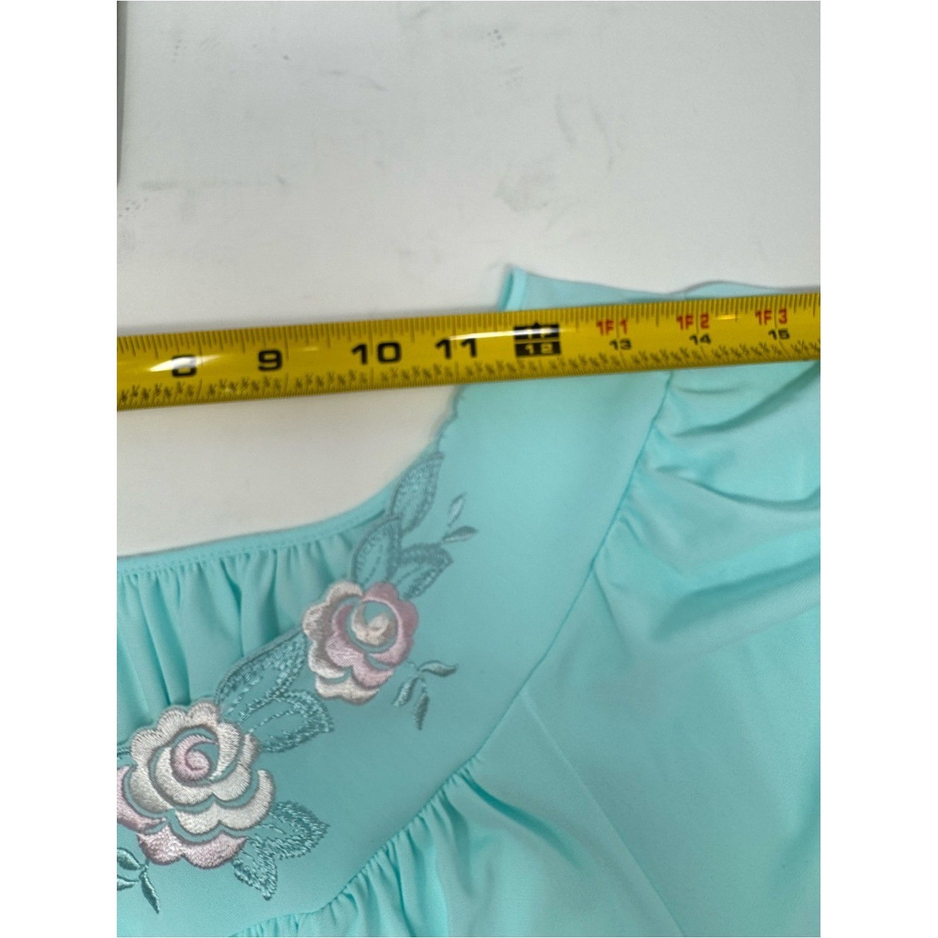 Vintage NWT Shadowline Petal Flutter Sleeve Long Nightgown – SeaFoam 33280 Med