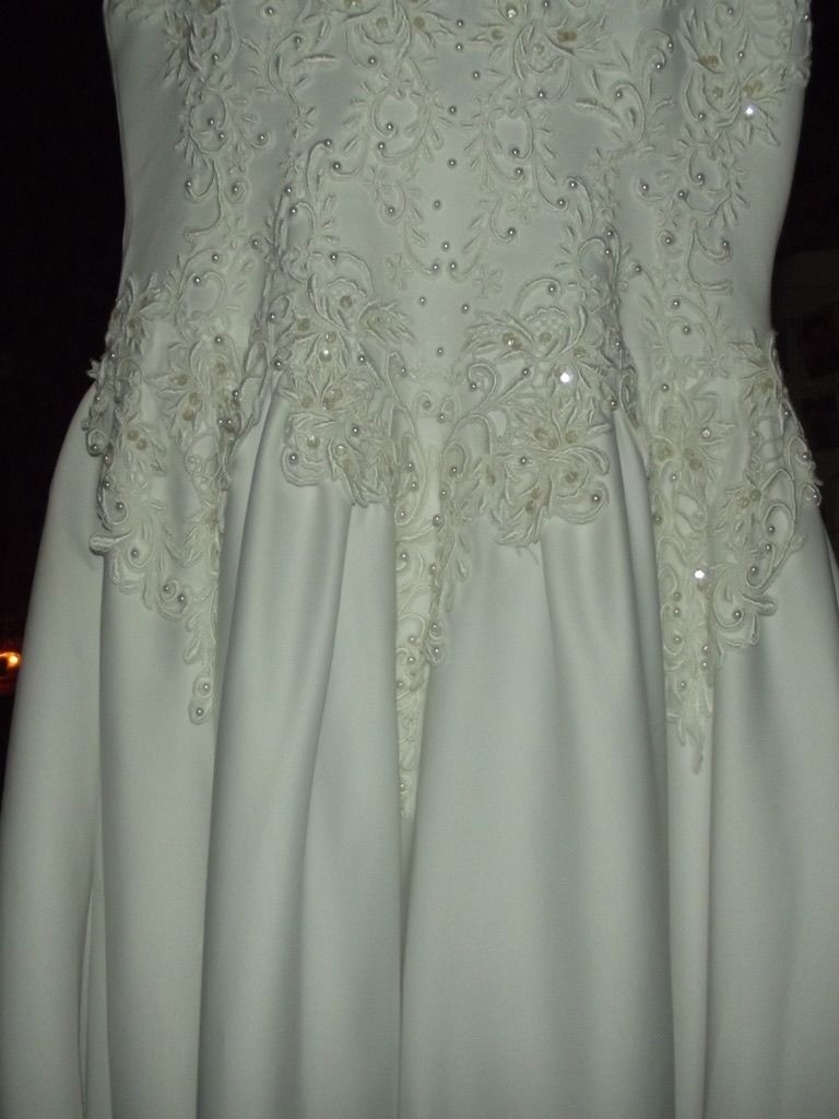 Vintage Michaelangelo Wedding Dress 12 White train bustle lace beaded cap sleeve