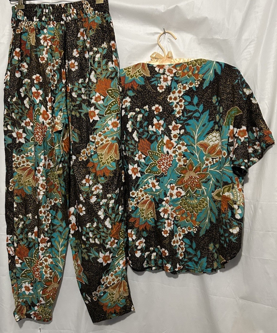 Vintage Harem Pants and Top XS Floral Print High Waist Yoke Pockets + Camp Shirt