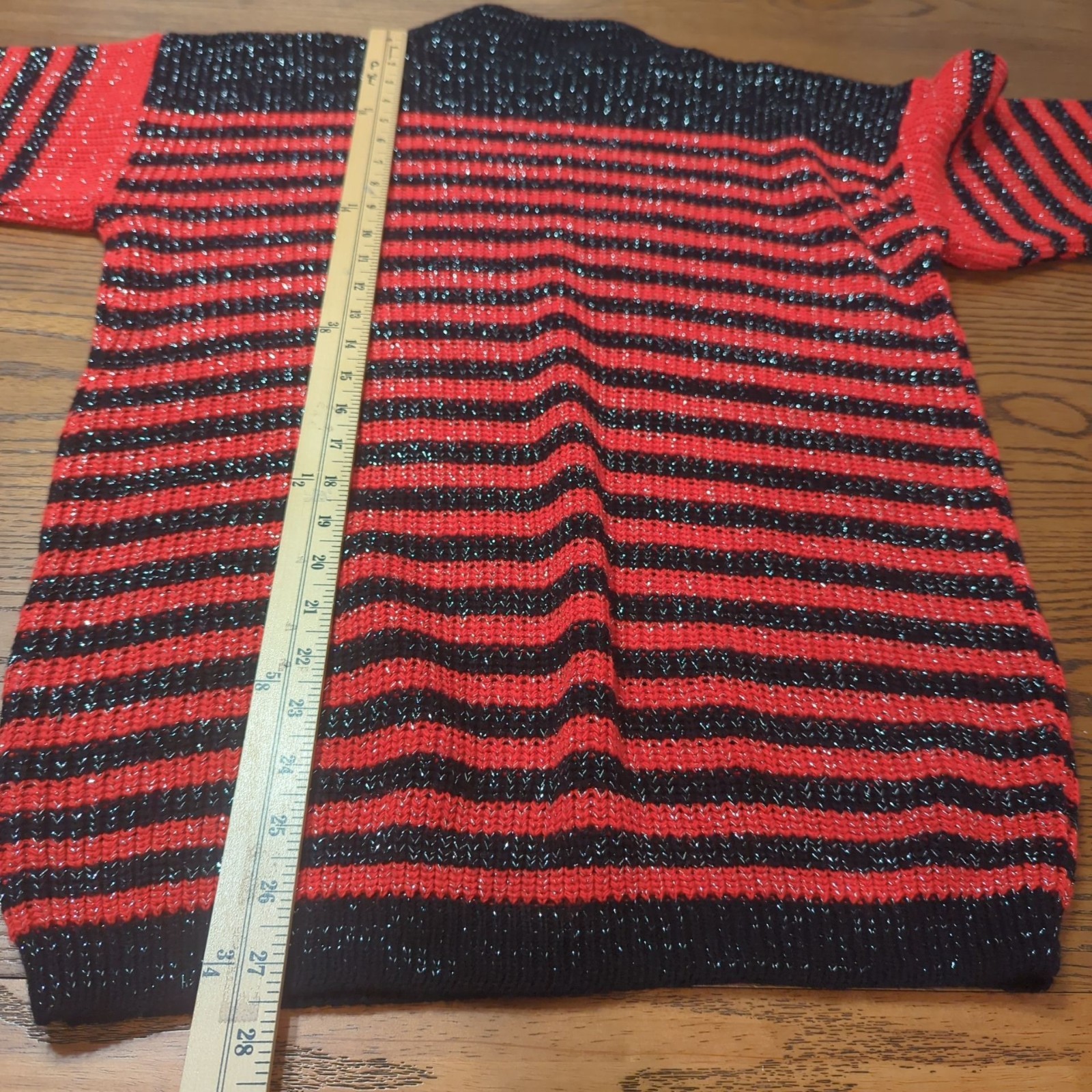 Vintage American Pride Sweater M Black Red Metallic Stripe Knit Pullover Retro