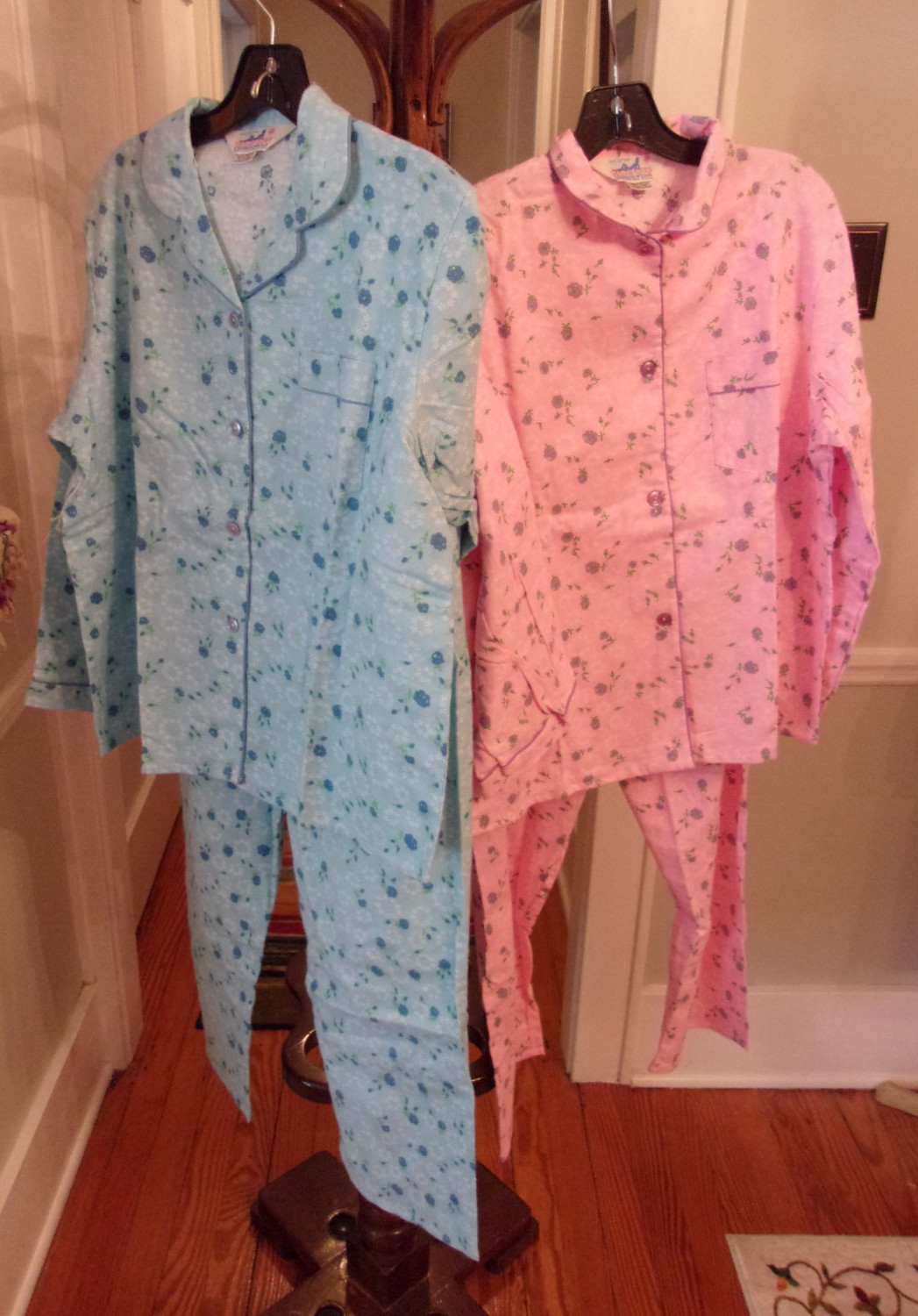 2 Pr. Vintage “TIME OFF” Loungewear Pajama Set Cotton Blue and Pink Size 40 NWOT