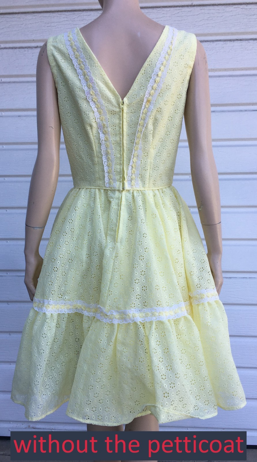 Vtg Yellow Daisy Eyelet Square Dance Dress & Soft Petticoat M Sold As Set