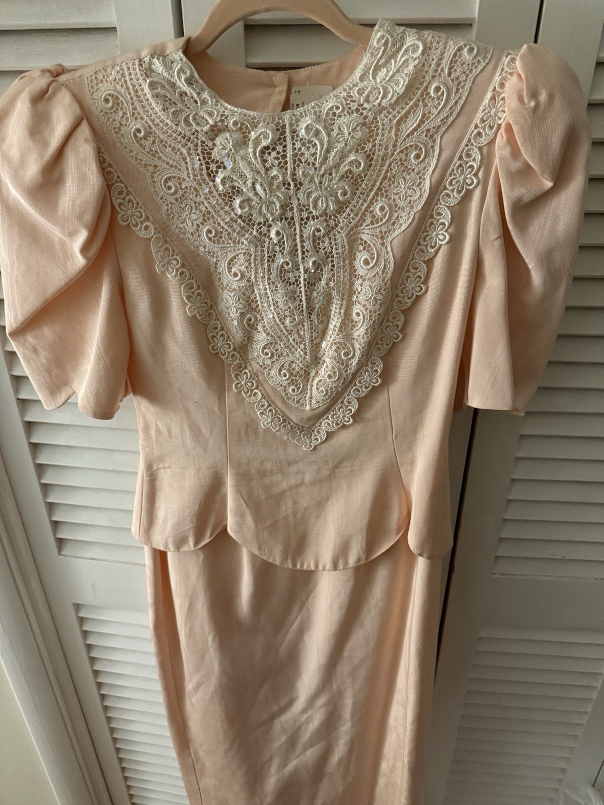 Vtg SCOTT MCCLINTOCK Gown 6 Peach Dress Sequin Pearl Lace Bustle Formal Back