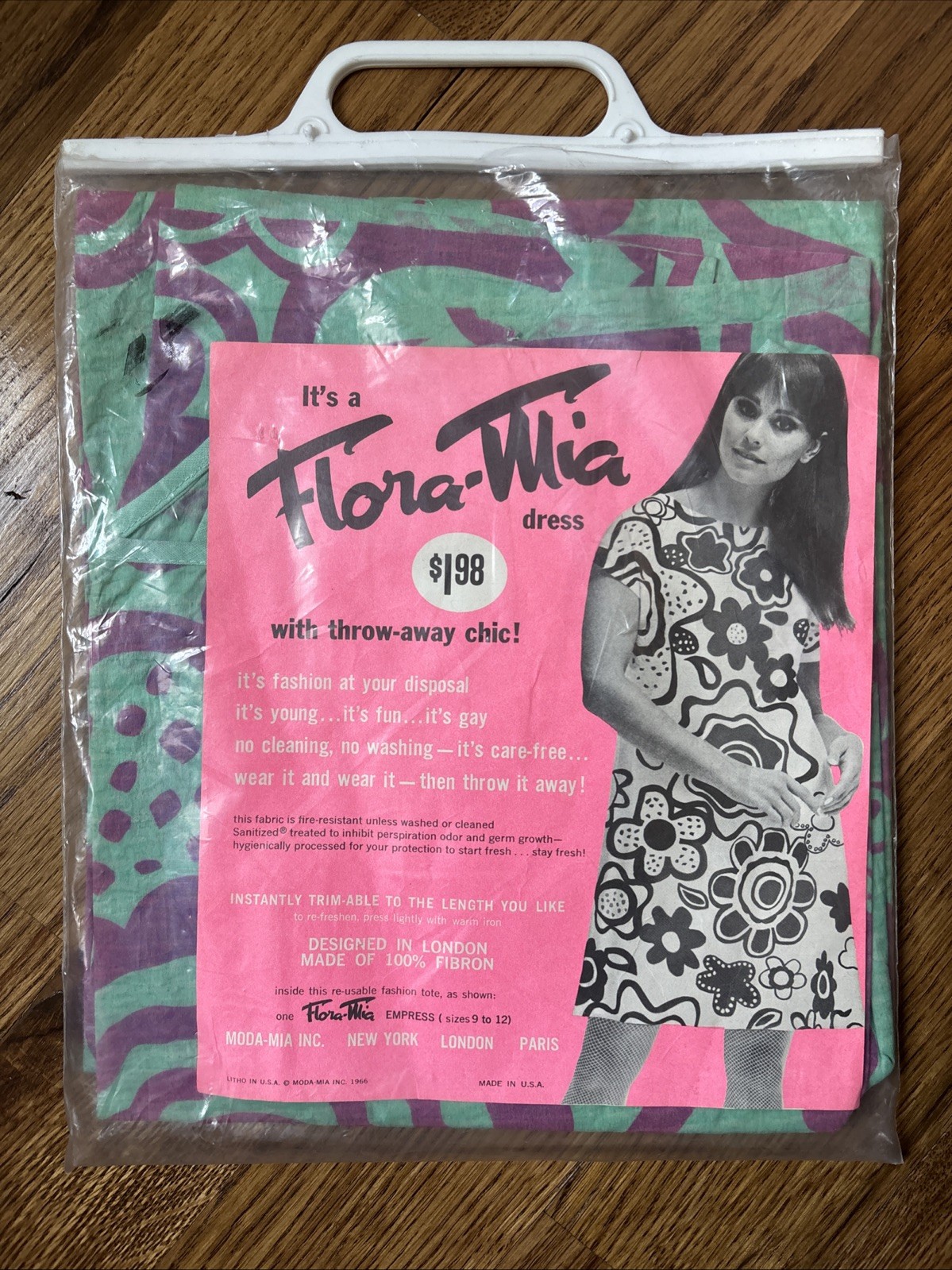 Vintage Mod 1960’s Flora Mia Empress Paper Dress Brand New Unopened