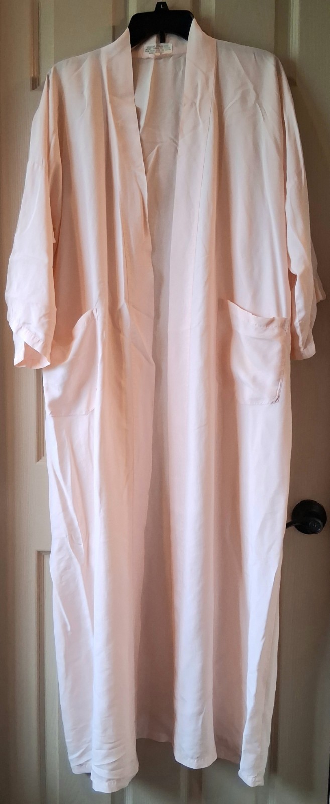 Vintage Lilian Vernon Long 100% Silk Robe Sz M Peachy Pink Hollywood Glam 60s