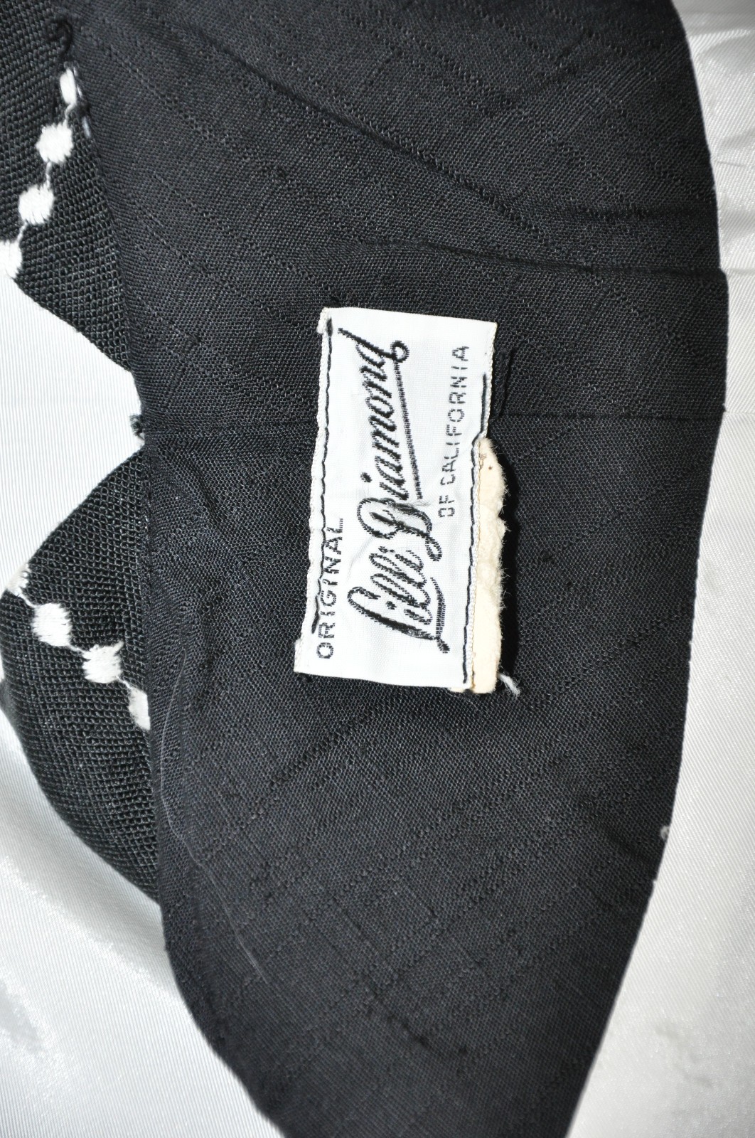 VTG 1950s Lilli Diamond Black White Embroidery Two Piece Coat Pencil Dress Set S