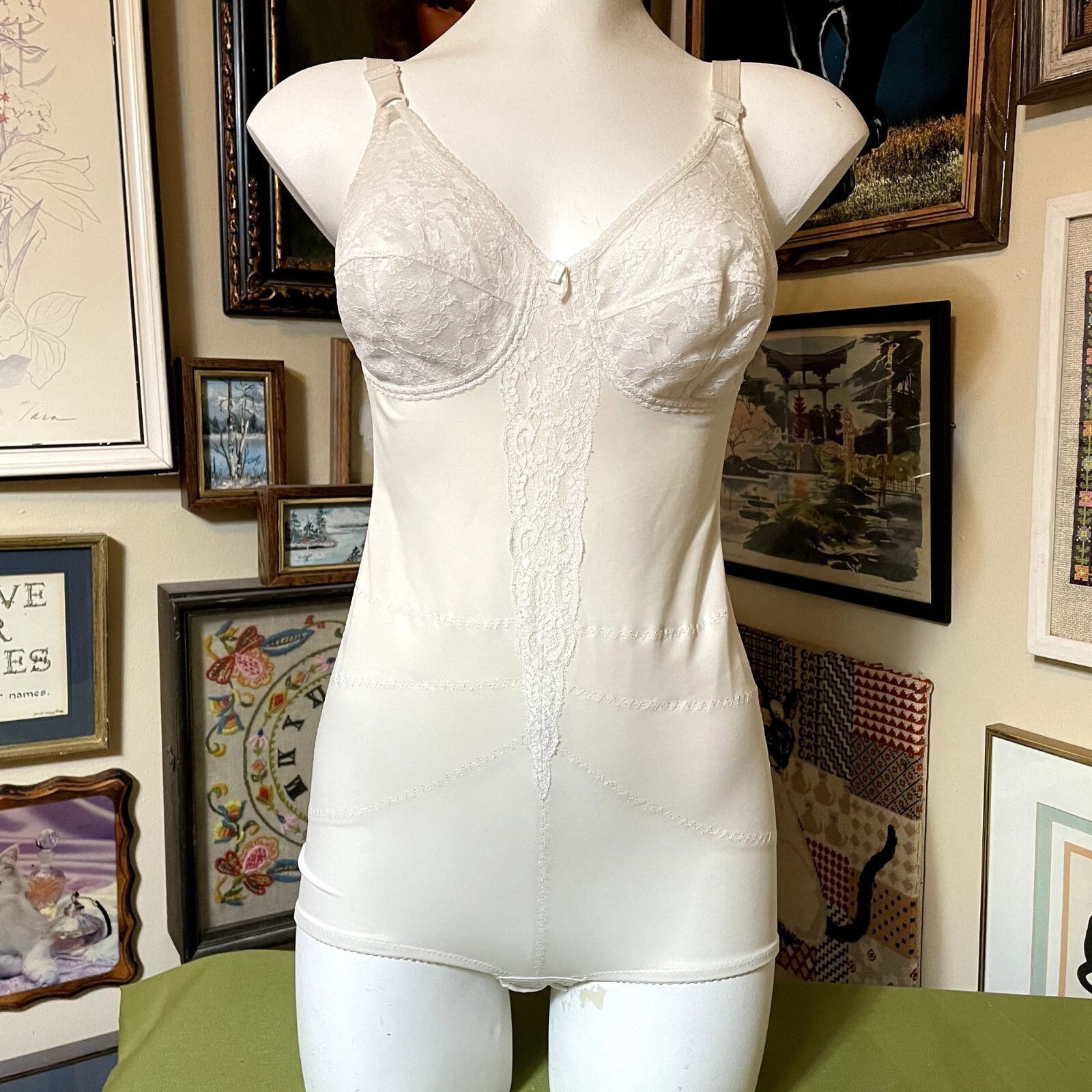 70s Vintage White Lace Shaping Bodysuit Girdle with Snap Crotch Size 36B