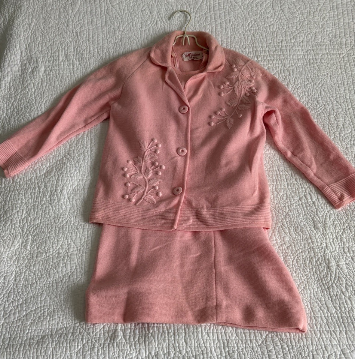 Vintage 1950s Pink Wool Knit Sweater Suit Embroidered Cottage Core Easter Sz 4/6
